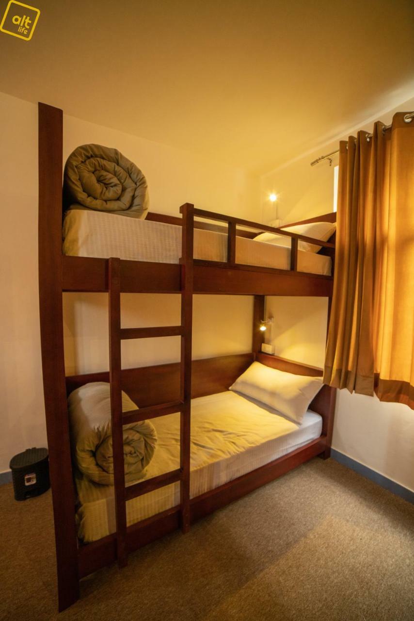 Alt Life - Dharamkot Hostel McLeod Gandzs Kültér fotó